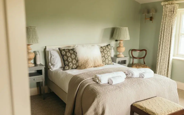 Nest Farmhouse