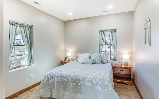 Secluded Sterling Vacation Rental - Pet Friendly!