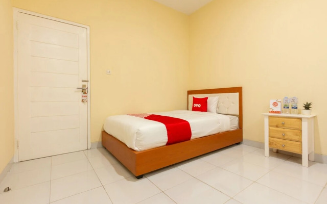 Hotel O Yogyakarta near Universitas Gadjah Mada formerly Sellinas Guesthouse