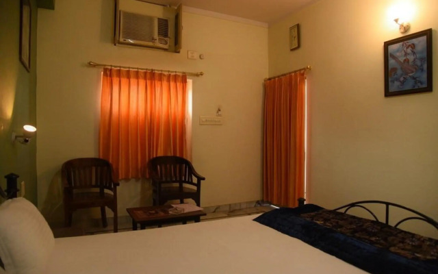 Rukkmani Guest House