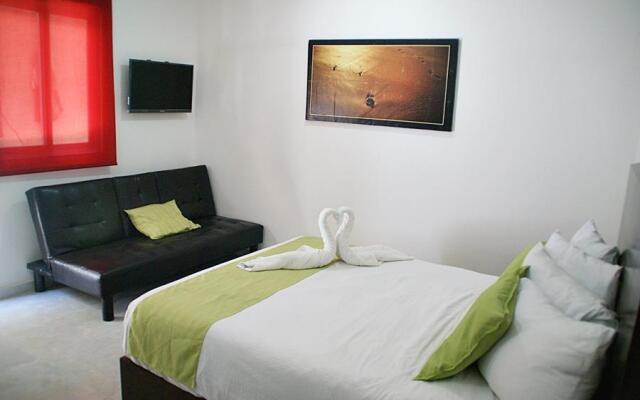 Tropical Casa Blanca Youth & Chic Hotel