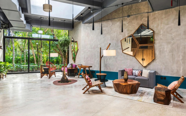 Aloft Tulum