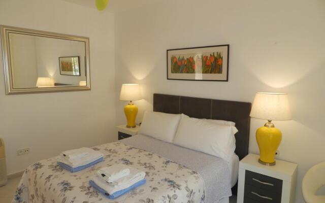 Villa Fig Tree Para 8 Personas