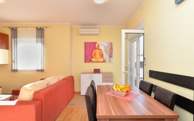Apartment 1982