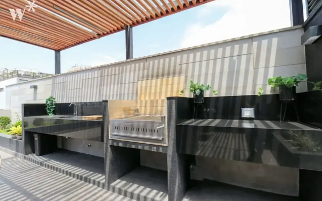w Fantastic 2BR With Balcony in Miraflores