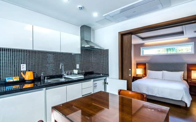 The Shimpang Spa & Pool Villa