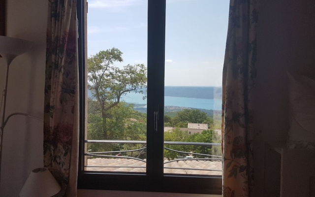Gabrielle Hotel