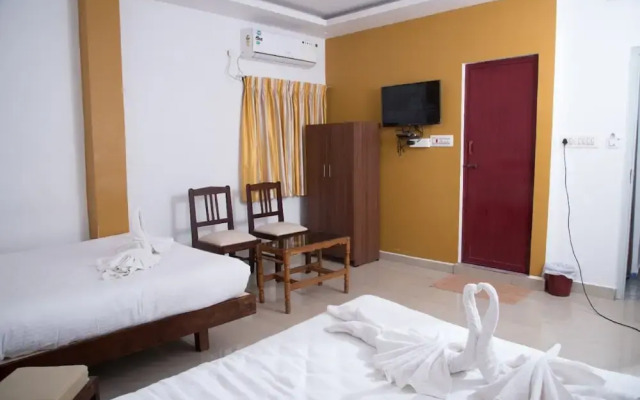 OYO 9970 Hotel Auro INN