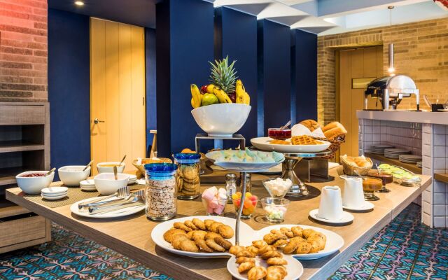 NH Bogotá Pavillon Royal Hotel