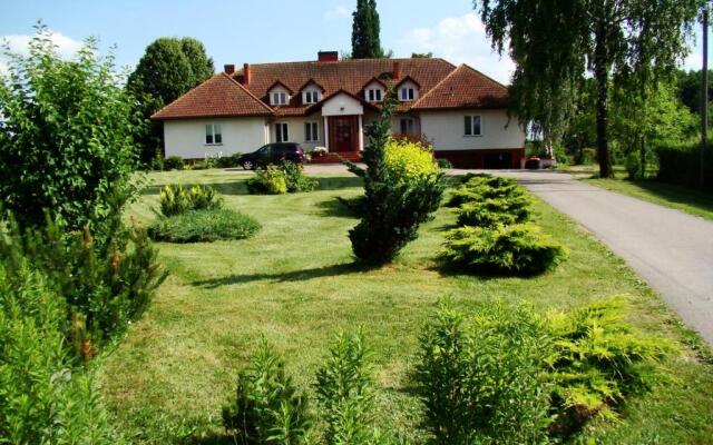 Pensjonat Dworek Baranówka