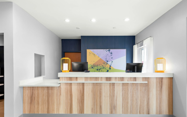Spark by Hilton Springfield Southwest