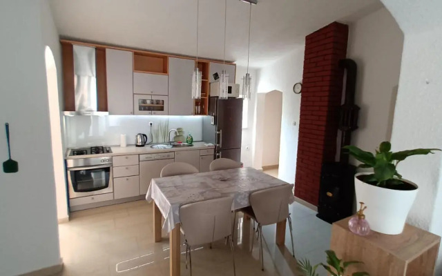 Apartman Tino Kustić 2
