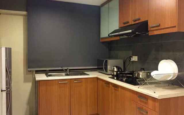 The Forum Apartments