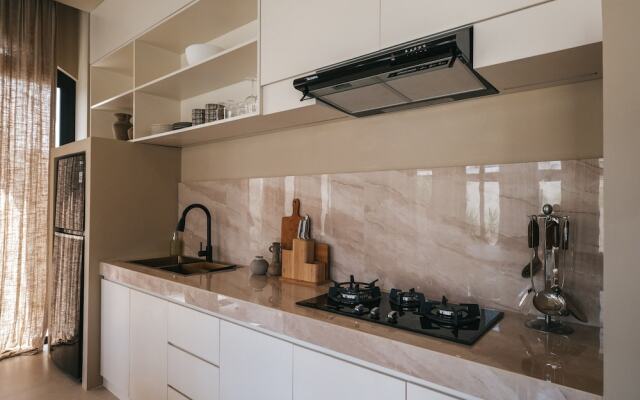 Limón & Cello Villa