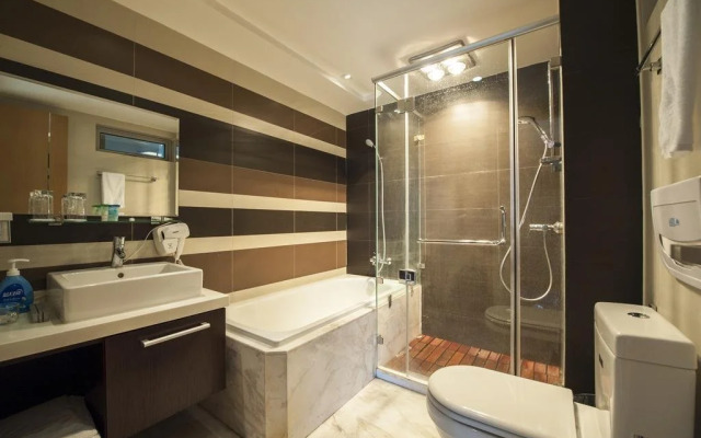 Chengdu Lang Yu Yu Jing Apartment