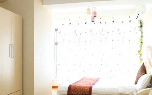 Dalian Jinfeng Tower Yijia Hotel Apartment