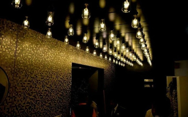 Oyo 11375 Hotel G20 Inn