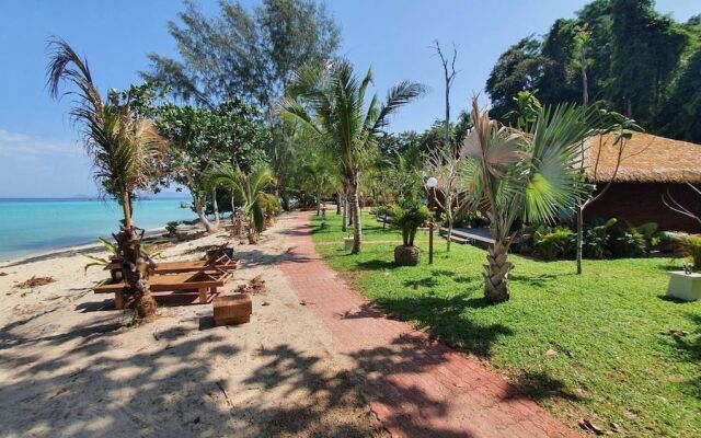 Mali Koh Kradan Hotel