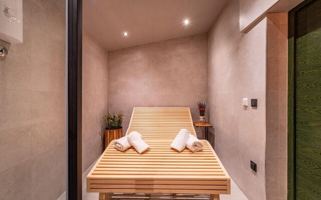 Nice Home in Lisicic With Wifi and 3 Bedrooms