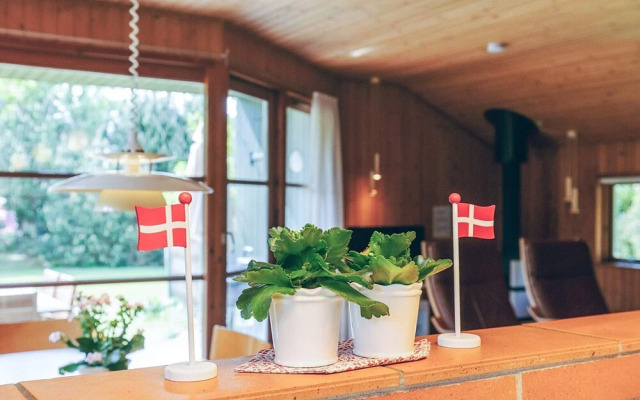 8 Person Holiday Home in Vaeggerlose-by Traum