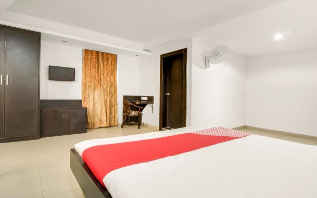 OYO 3336 Hotel Mantri Residency