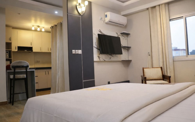 Empire Luxury Hotel
