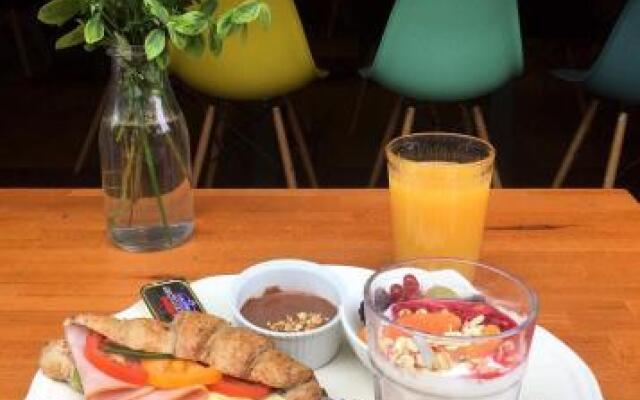 Ajax Apartments Rondo Onz