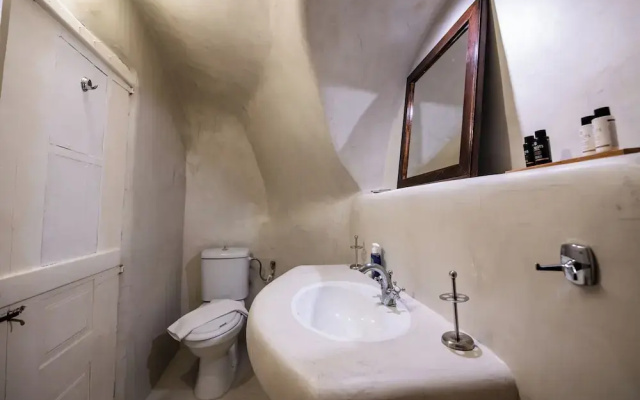 Astrea Suites