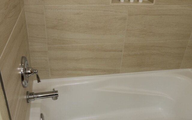 Rustice Conod with Modern Kitchen Facilities by RedAwning