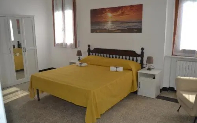 Guest House 2 Stars Finale Ligure