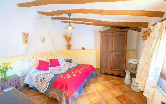 Mountain Escape in Laroya