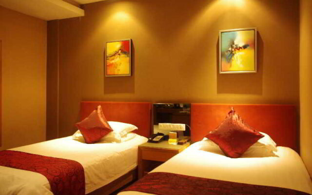 Ejon Kins Hotel
