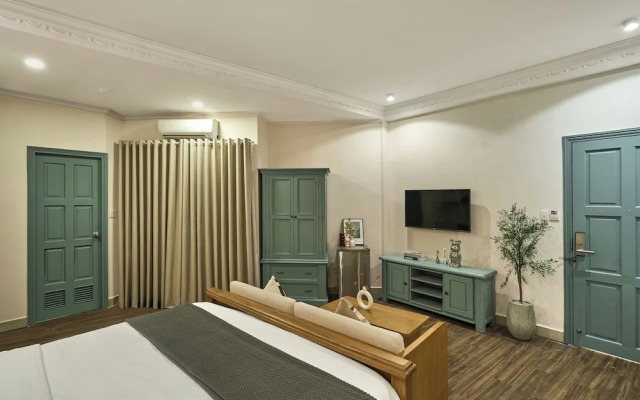 The Passion Lux Airport Hotel Apartment