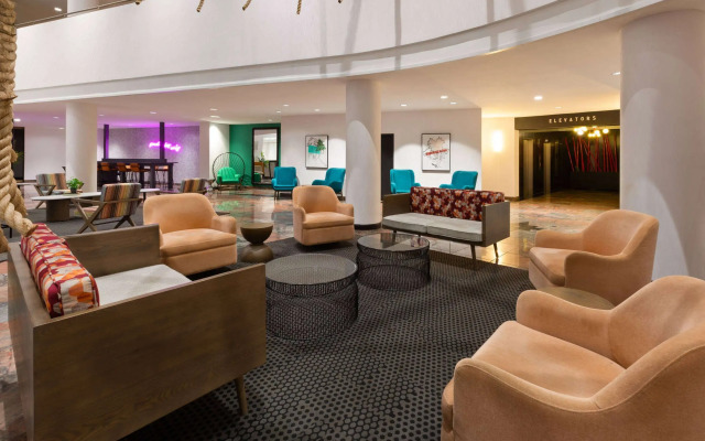Wyndham Garden Norfolk Downtown