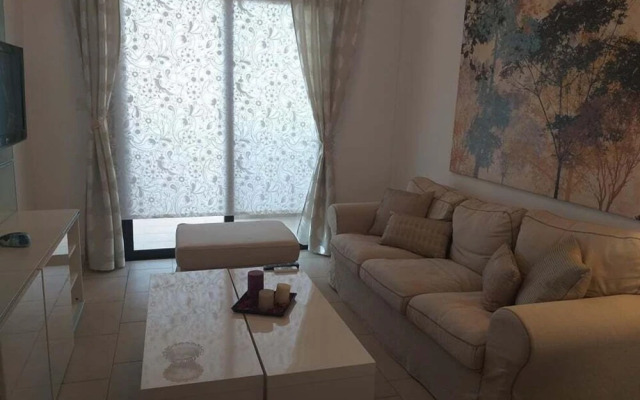 Marina Apartment 4