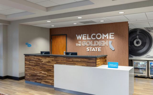 Hampton Inn & Suites Yuba City