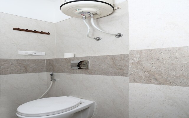 OYO 13172 Home Exotic 1BHK Pacific Golf Estate