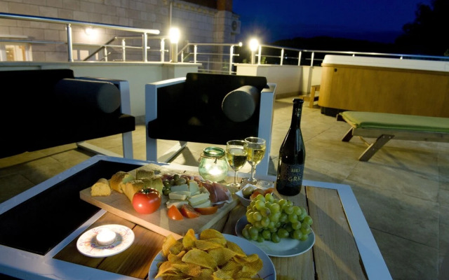 Captain's Villa Sokol