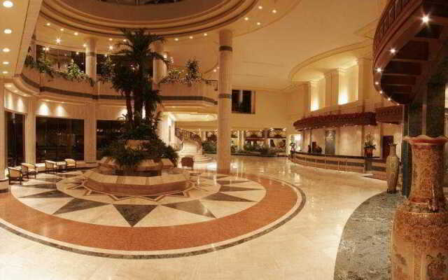 Crowne Plaza Maruma & Casino