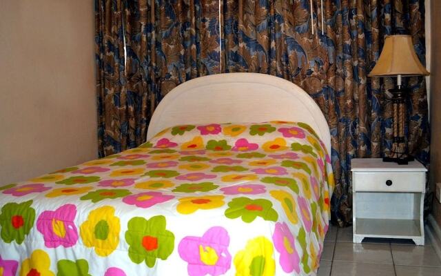 Beachcross Villa Apartments