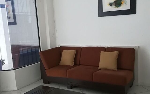Hostal Verdi - Adults Only