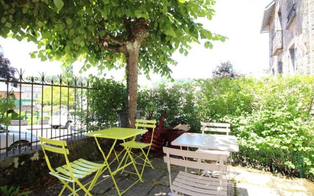 Appartement La Bourboule, 4 pièces, 6 personnes - FR-1-608-39