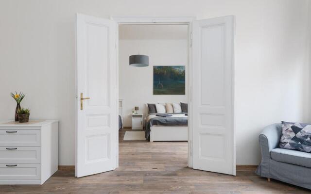 AIRSTAY PRAGUE Gallery Apartments Vinohrady