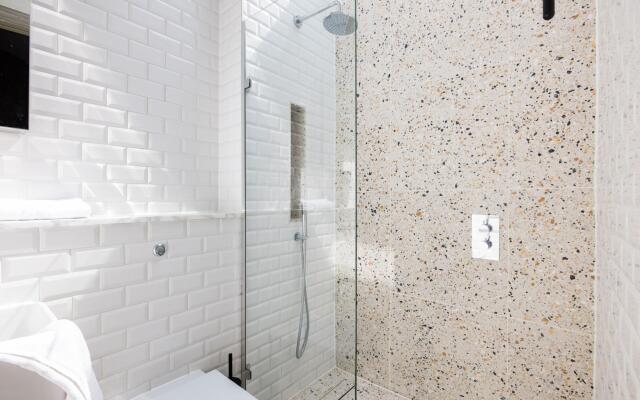 The Notting Hill Apartments - NH4