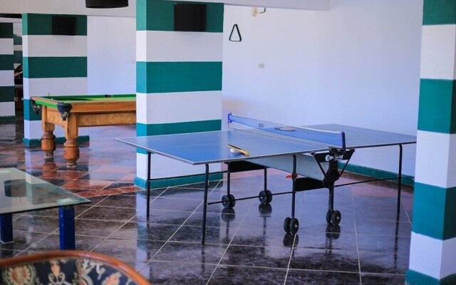 Plan B El Montazah Hotel