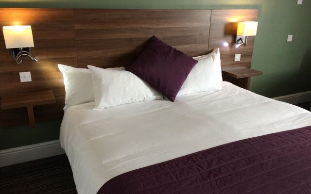South Milford Hotel