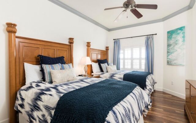 Condo Centre Court Supreme 3 Bedroom Reunion