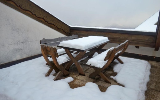 Royal 141 SKI LIFT & TERRACE apartment 8 pers by Alpvision Résidences – Balcony – Veysonnaz