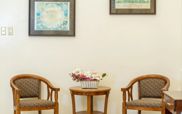 Costa Palawan Resort