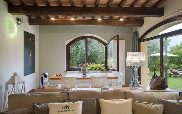 Casale Degli Ulivi 12 by Marche Holiday Villas